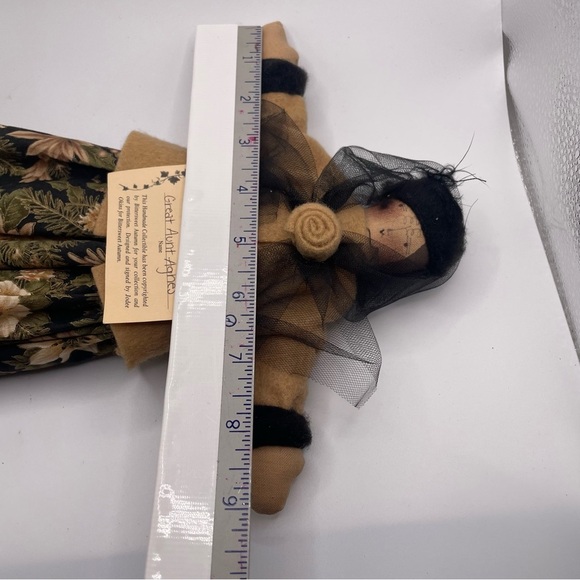 Vintage handmade collectible Bittersweet Autumn Aunt Agnes Doll. Cloth. Signed - Picture 10 of 11